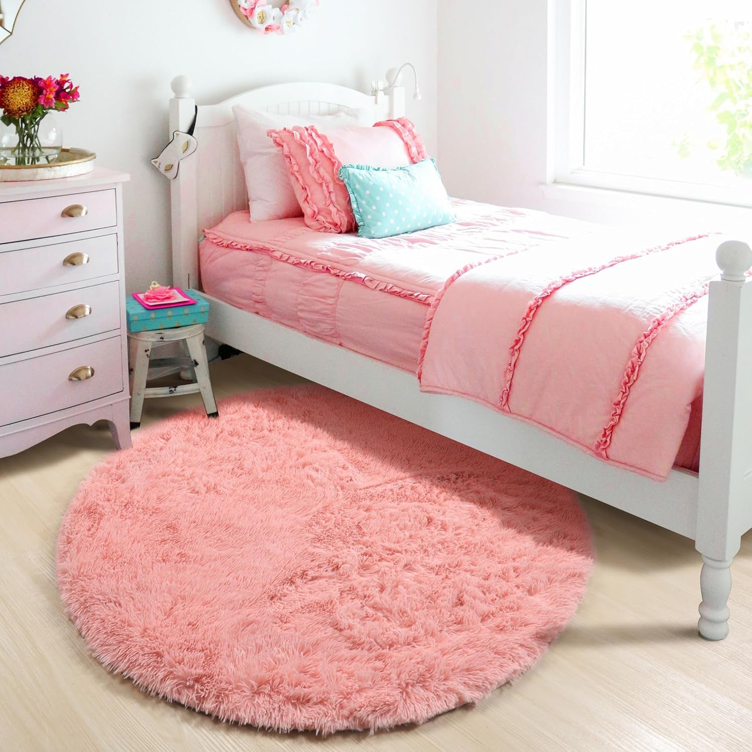 Baby Pink round Area Rug 6Ft, Soft Bedroom Circle Rugs Floor Mats for Kids Girls Teen Room, Kawaii Fluffy Plush Shaggy Carpet for Nursery Living Room Playroom Home Decor Princess Castle